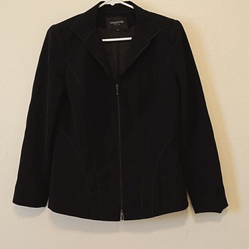 Lafayette‎ 148 black blazer size 8